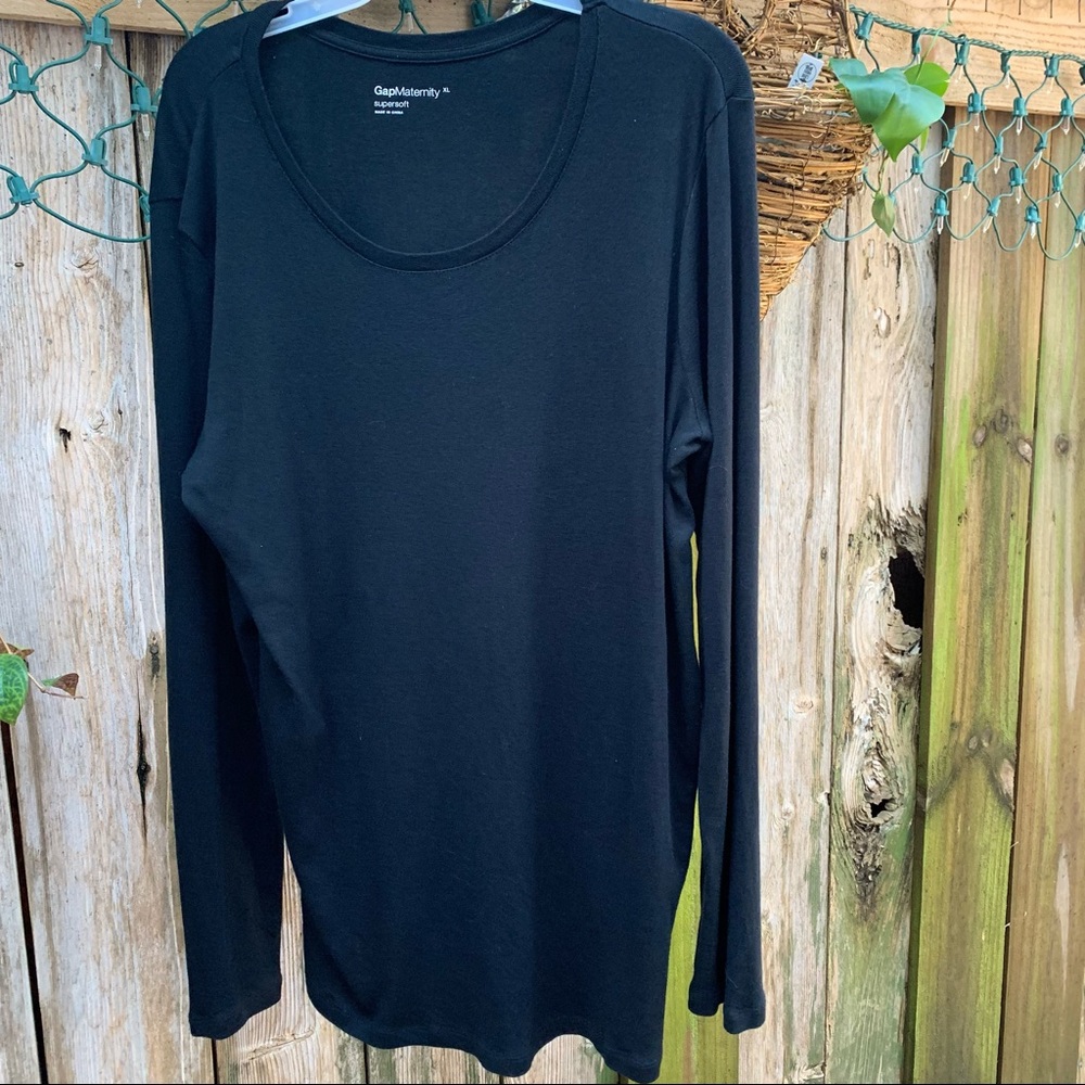 GAPMaternity LONG SLEEVE TOP IN BLACK SIZE XL, super soft